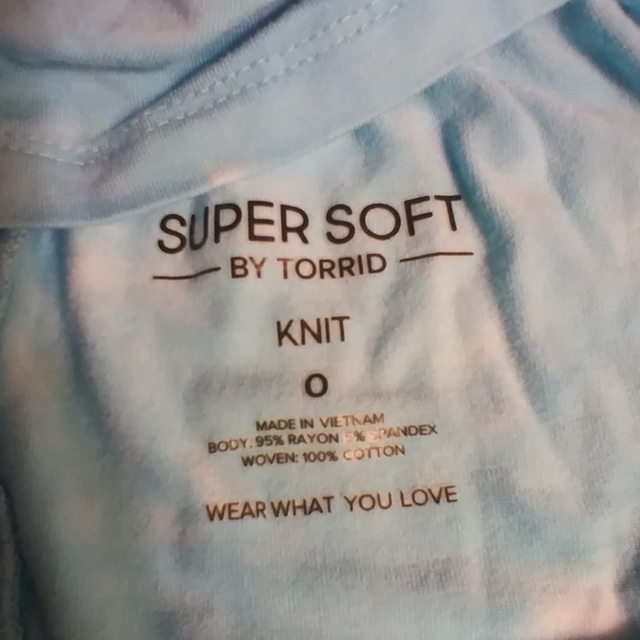 TORRID SHIRT - Picture 4 of 5